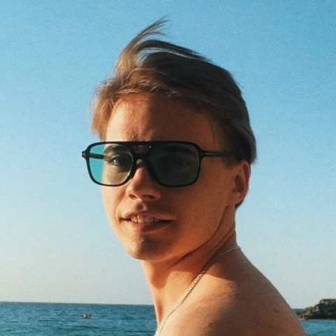 Евгений Кулижников Avatar