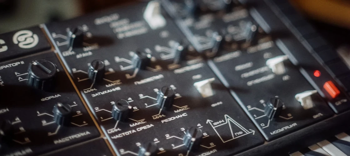 Скачать Felt Instruments Brut 1.0.01 на Мак с ключом активации (Crack ...